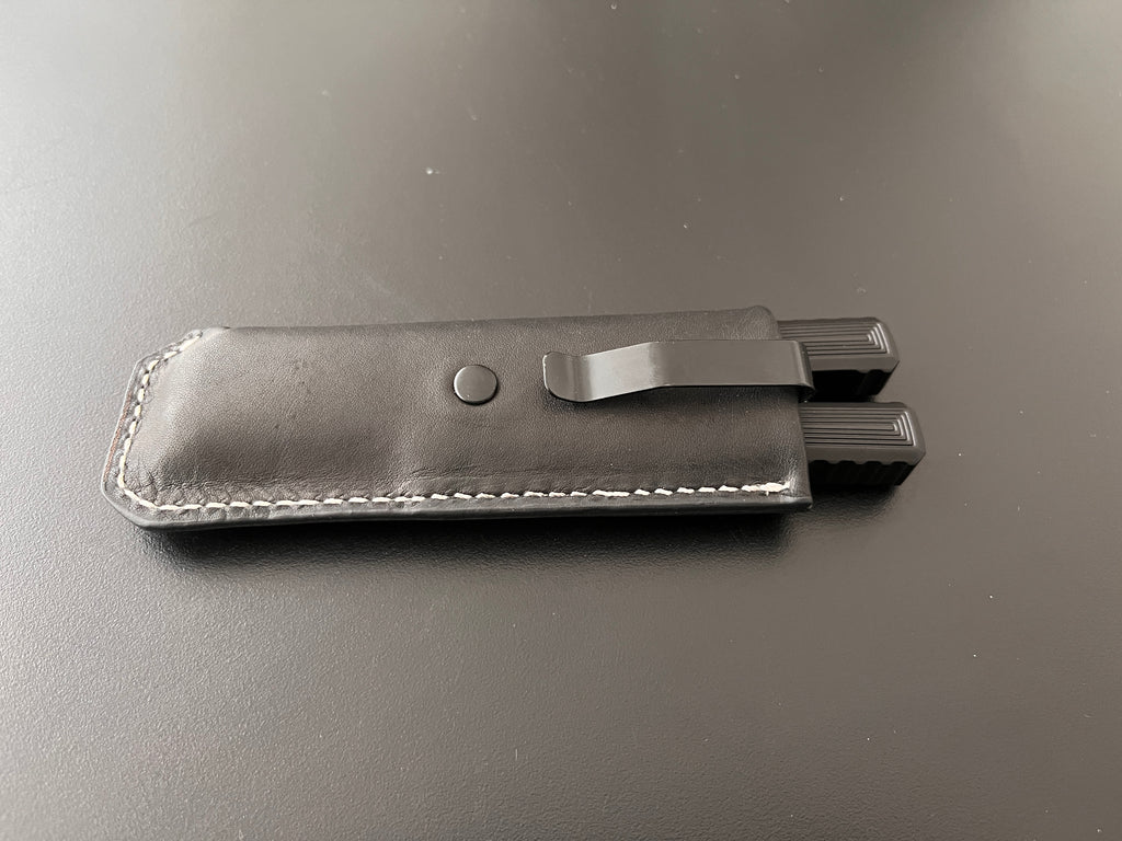 Leather balisong sheath
